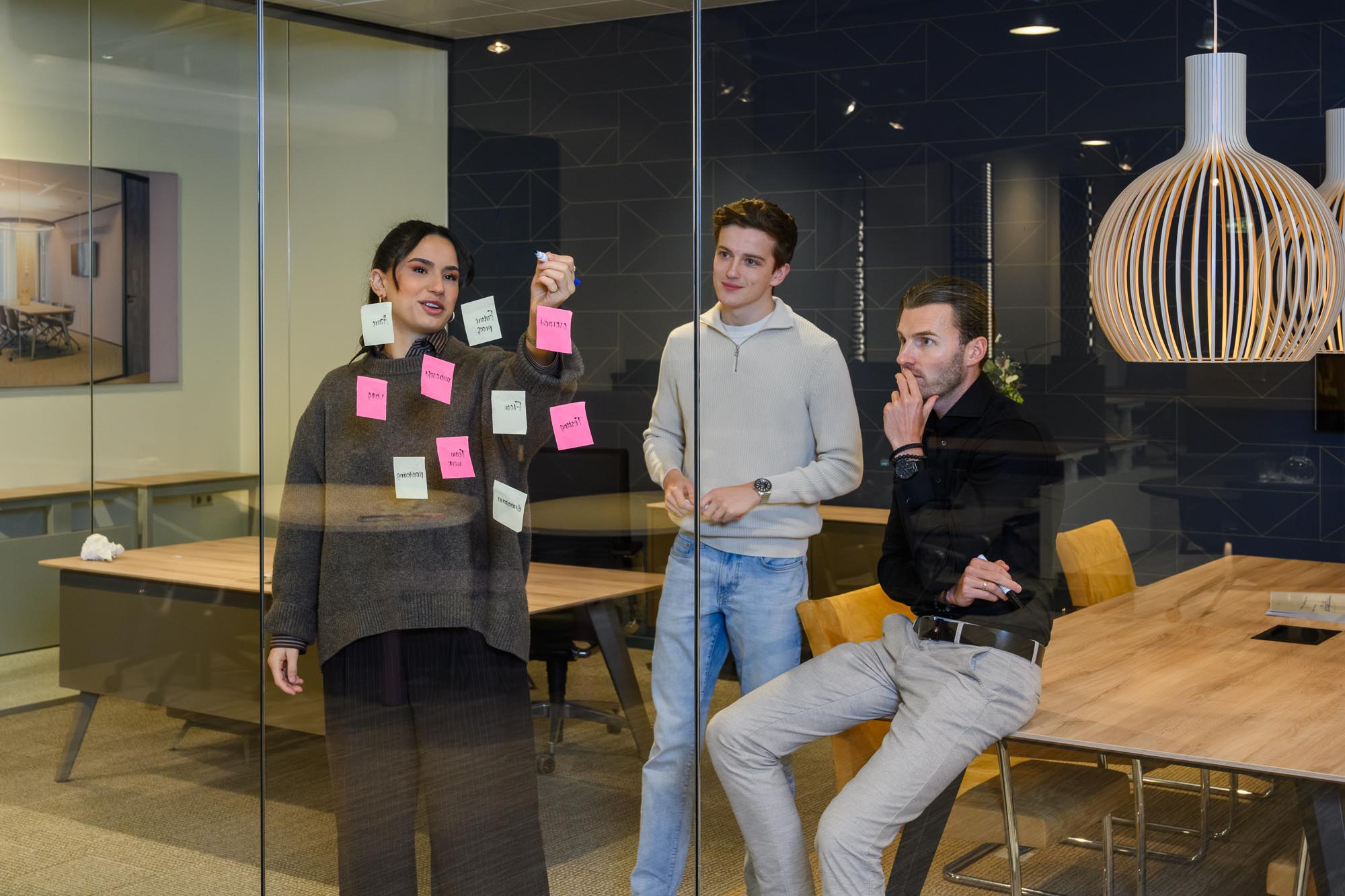 Overse-consultants aan het werk op het Microsoft Power Platform